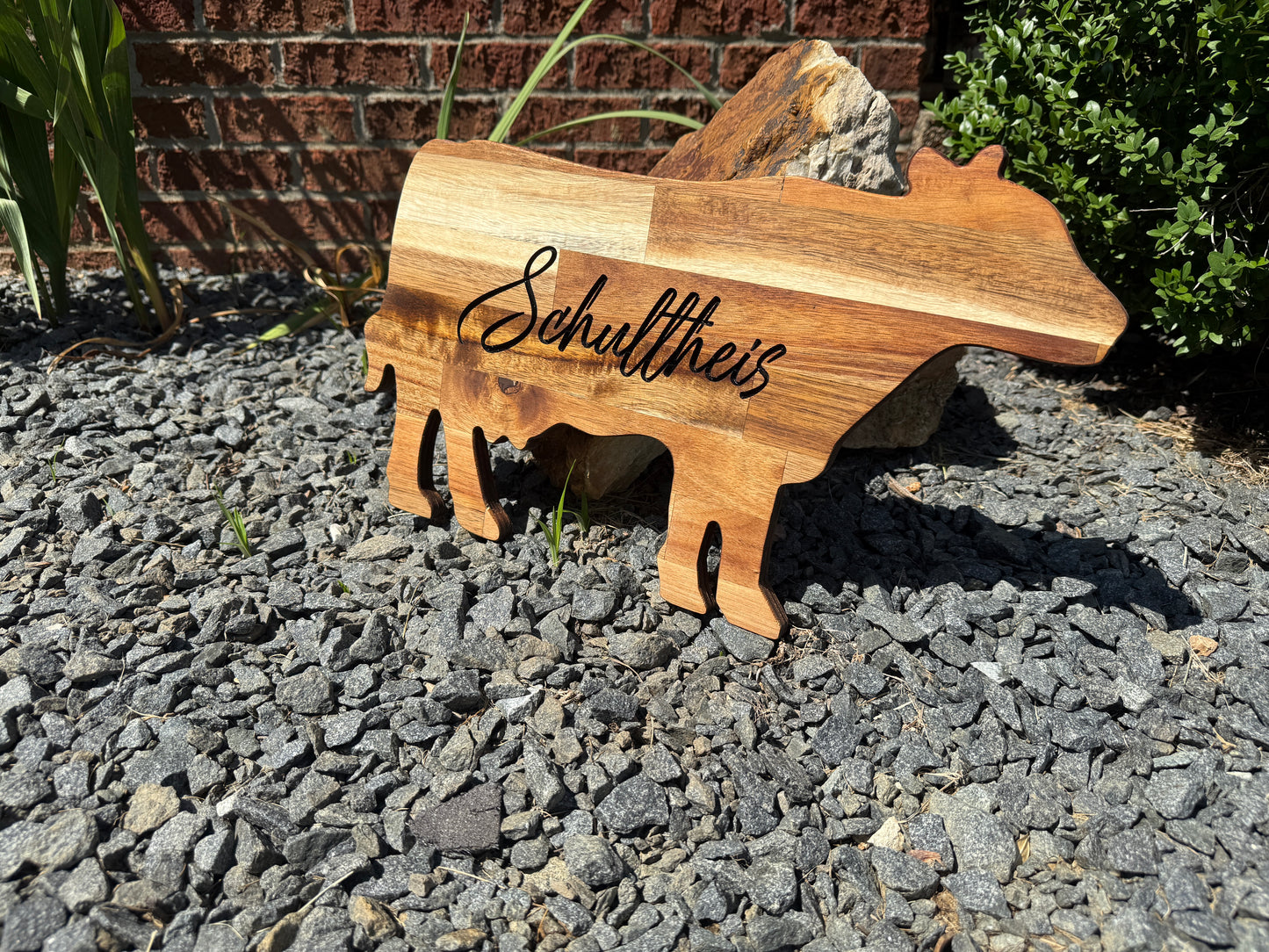 Engraved Shape cutting board