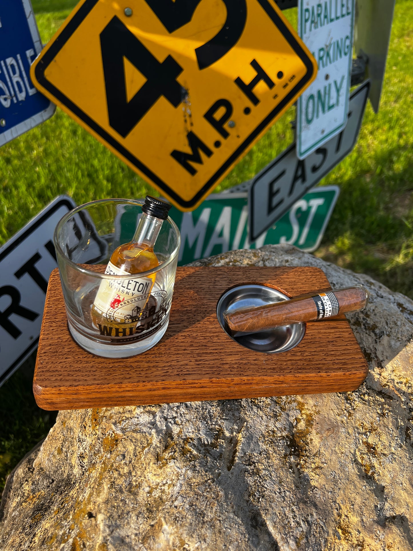 Whisky caddy