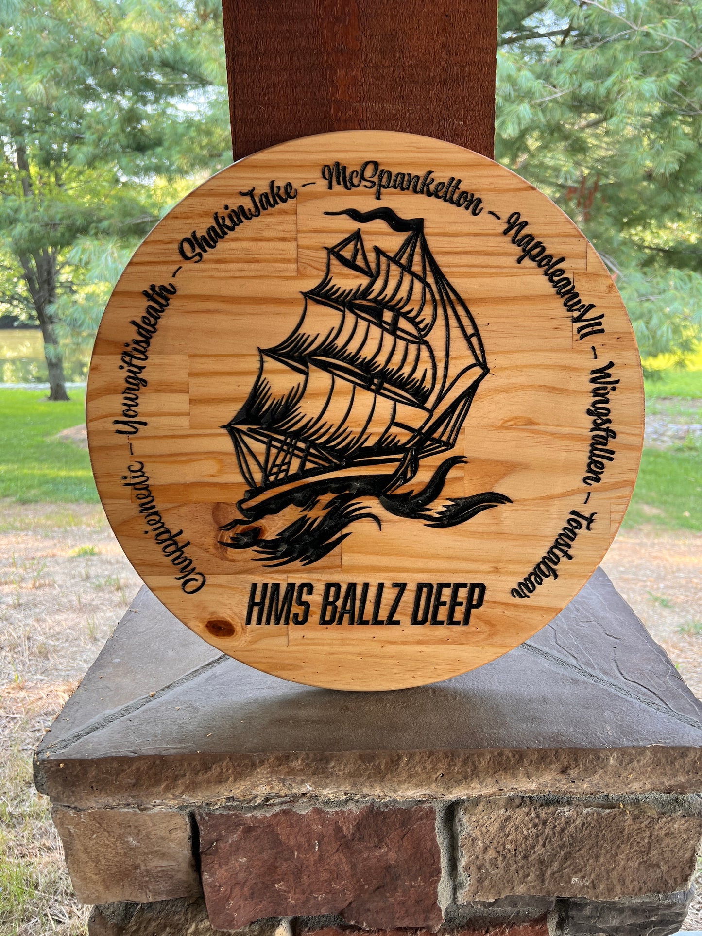 Ship Doorhanger