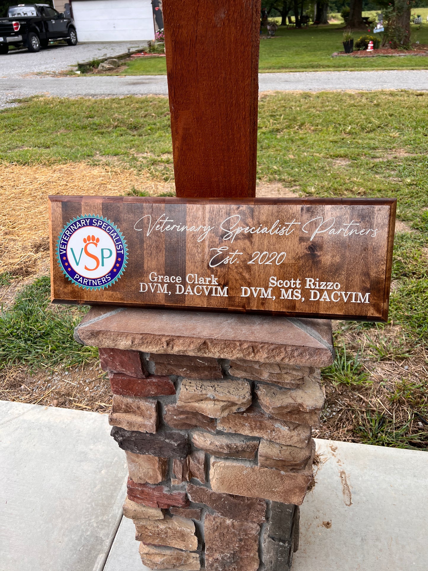 Plaque